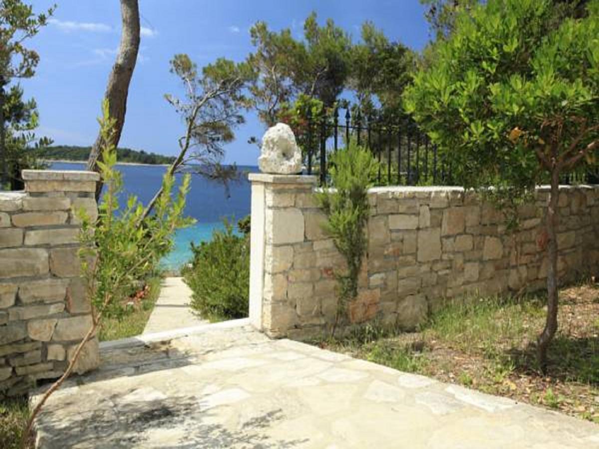 Villa Nova Vela Luka Ngoại thất bức ảnh